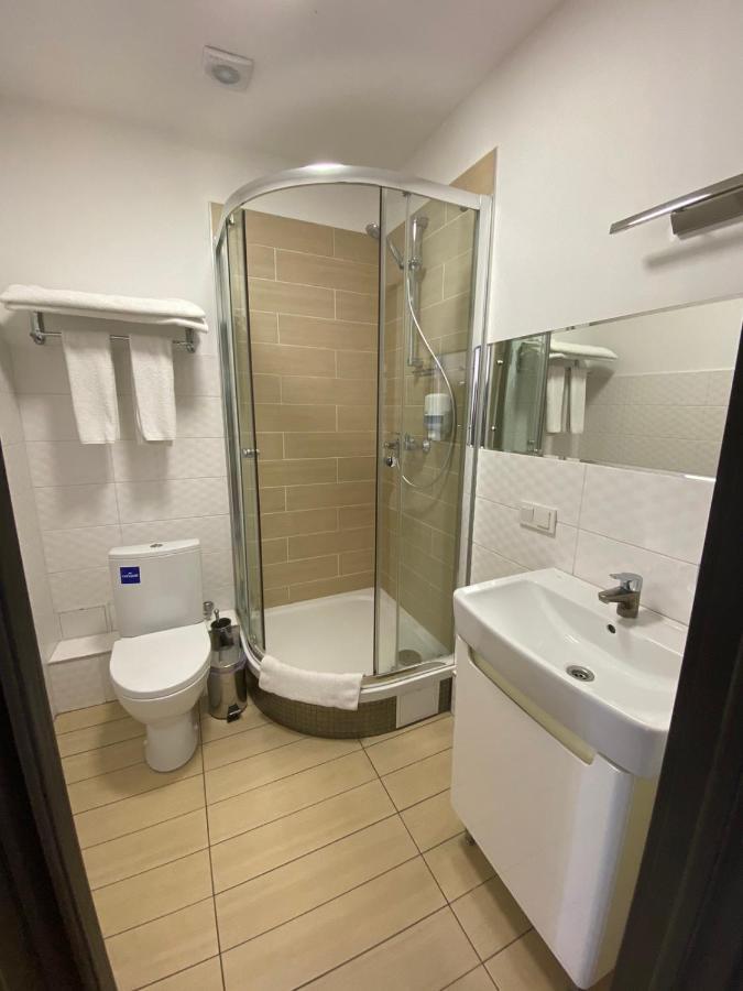 Afina Aparthotel Одеса Екстериор снимка