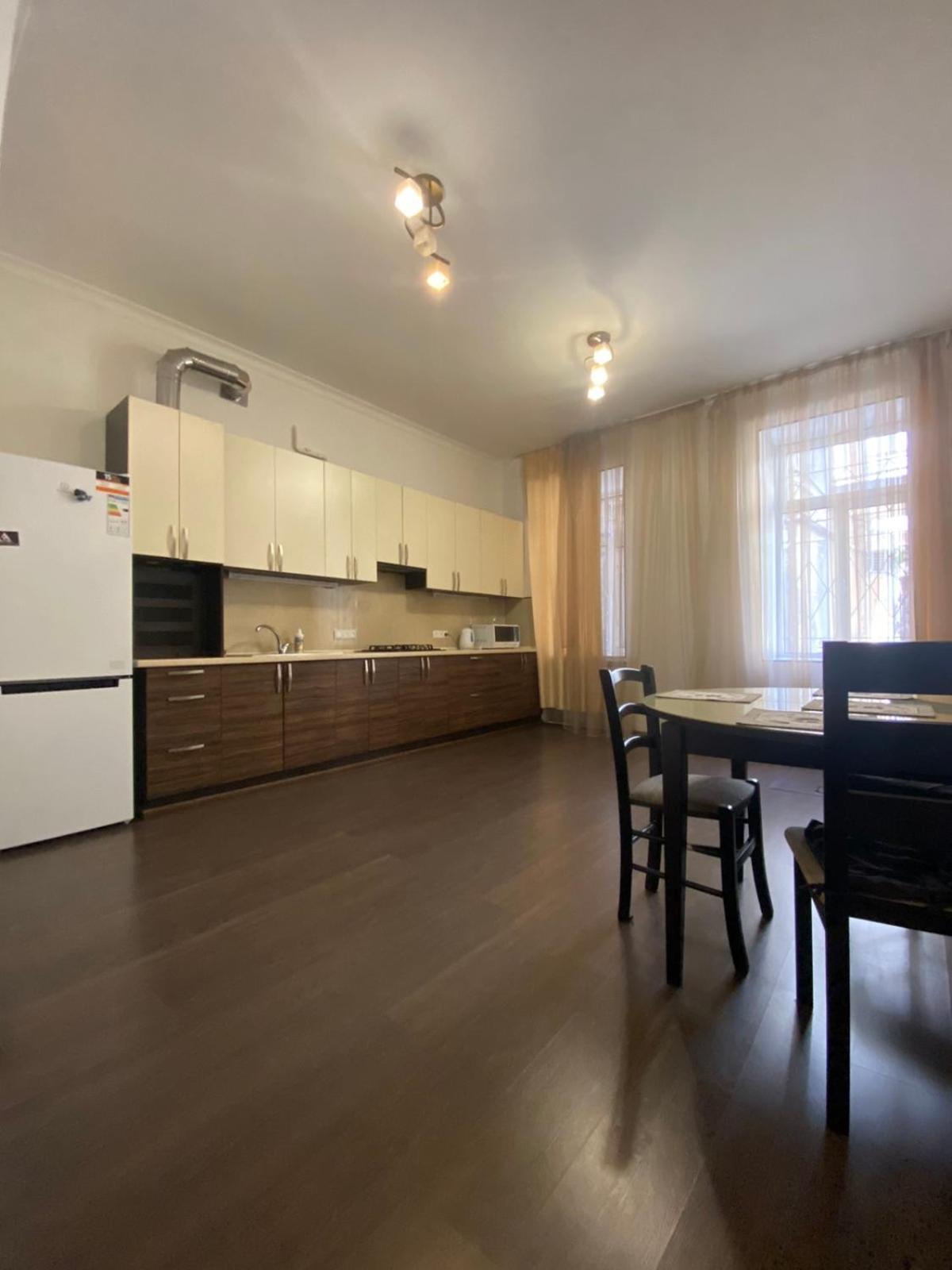 Afina Aparthotel Одеса Екстериор снимка